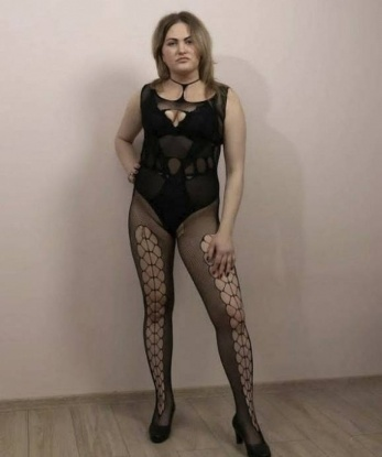 Моя улыбка и чувственные прикосновения расслабят тебя и приведут к незабываемому удовольствию. Я могу исполнить все твои мечты и фантазии, доставив тебе настоящее блаженство. Стань моим искушением, а я стану твоей воплощенной фантазией. Со мной ты забудешь обо всем и окунешься в мир наслаждения. Фото и отзывы доступны, свяжись со мной, и мы воплотим все твои желания! 😉💋🔥 Жду встречи в Москве! 1491, 35 лет